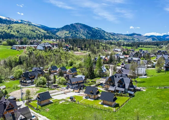 בקתה Tatrytop Osada Gazdowka Z Sauna